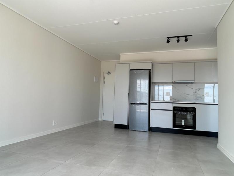 To Let 1 Bedroom Property for Rent in Sandown Western Cape
